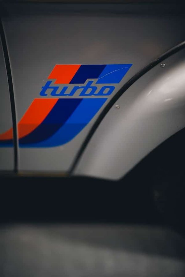 What's the Best Way to Install a Turbo Boost Gauge in a Vauxhall Astra VXR?